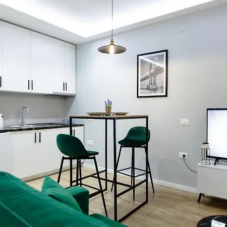 New Bazaar Modern App - The Nest アパート