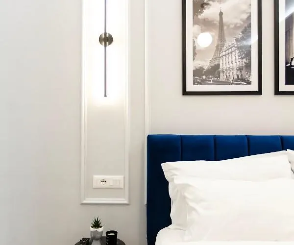New Bazaar Modern App - The Nest * Τίρανα